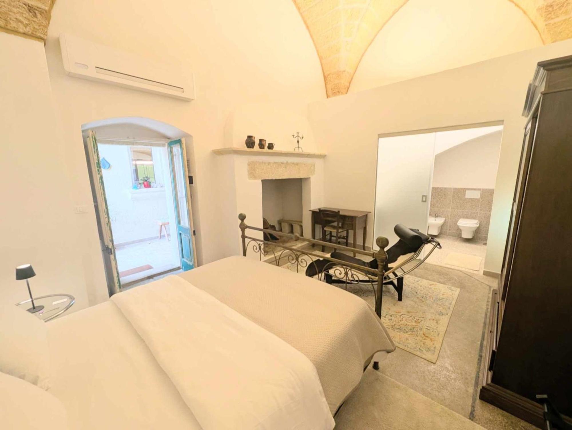 The Art Of Leo Bed and Breakfast Lucugnano Εξωτερικό φωτογραφία